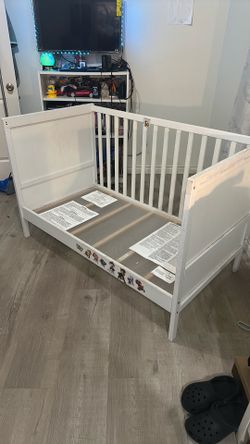 FREE crib