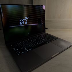 MacBook Pro 14” (2023) / M2 Pro Chip