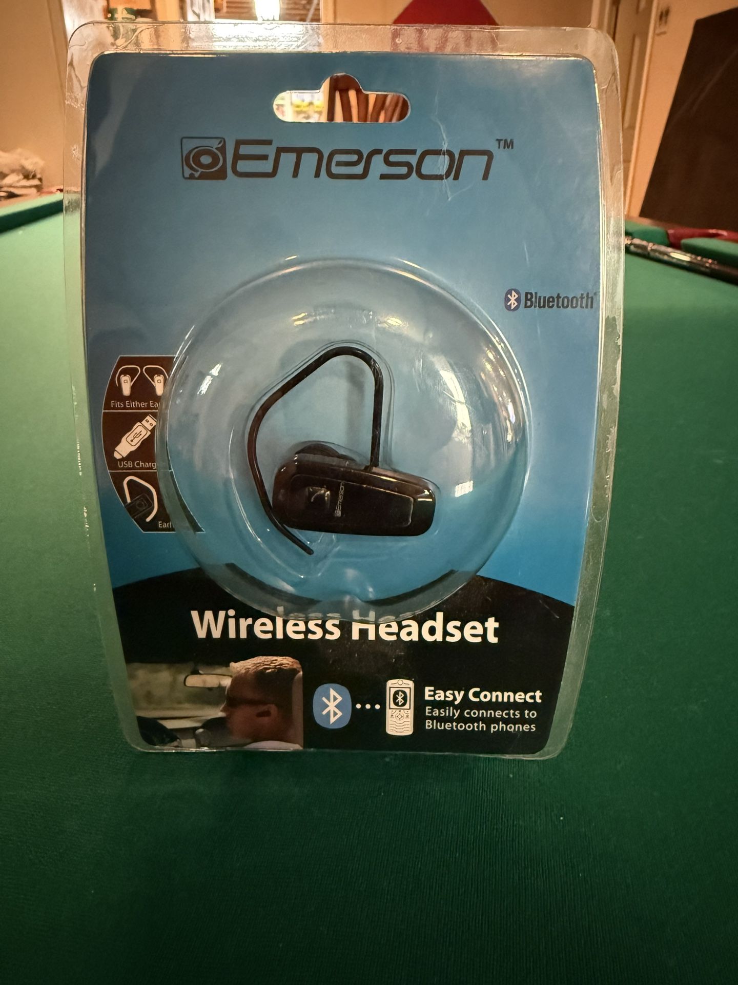 Emerson Wireless Headset