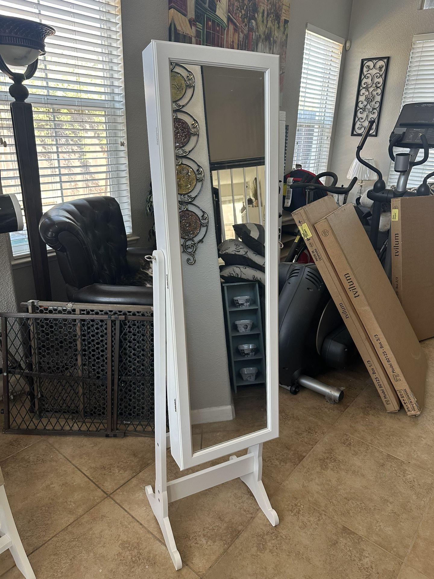 Brand New Stand Up Mirror Jewelry Cabinet 