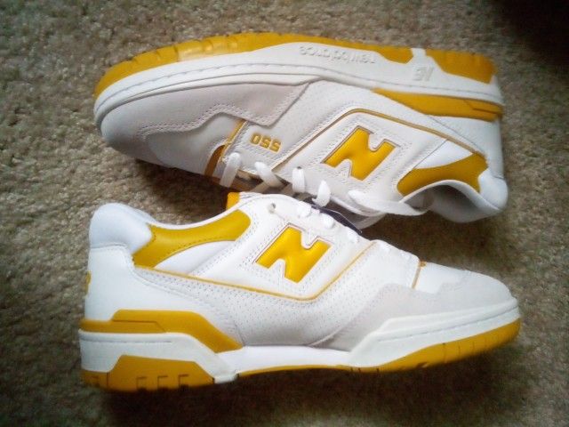 New Balance 550 Varsity Gold Size