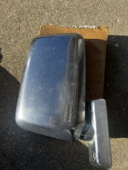 Driver side Mirror 1985 Nissan 