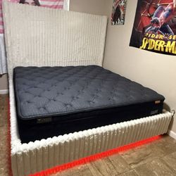 King Bed Frame With Mattress Pillow Top Hybrid 