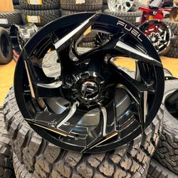 15" Fuel Reaction 5x139.7 All 4 