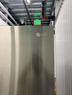 LG refrigerator