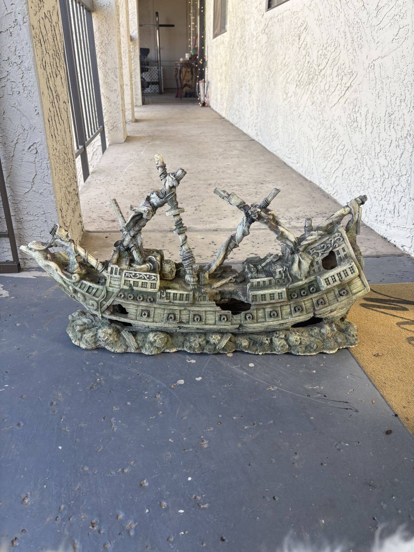 Fish Shipwreck Decor