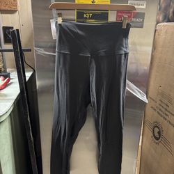 LOW PRICE MOVING- $169 + TAX RETAIL GRAY LULULEMON LEGGING PANTS 