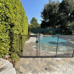 Custom Removable Pool Fence