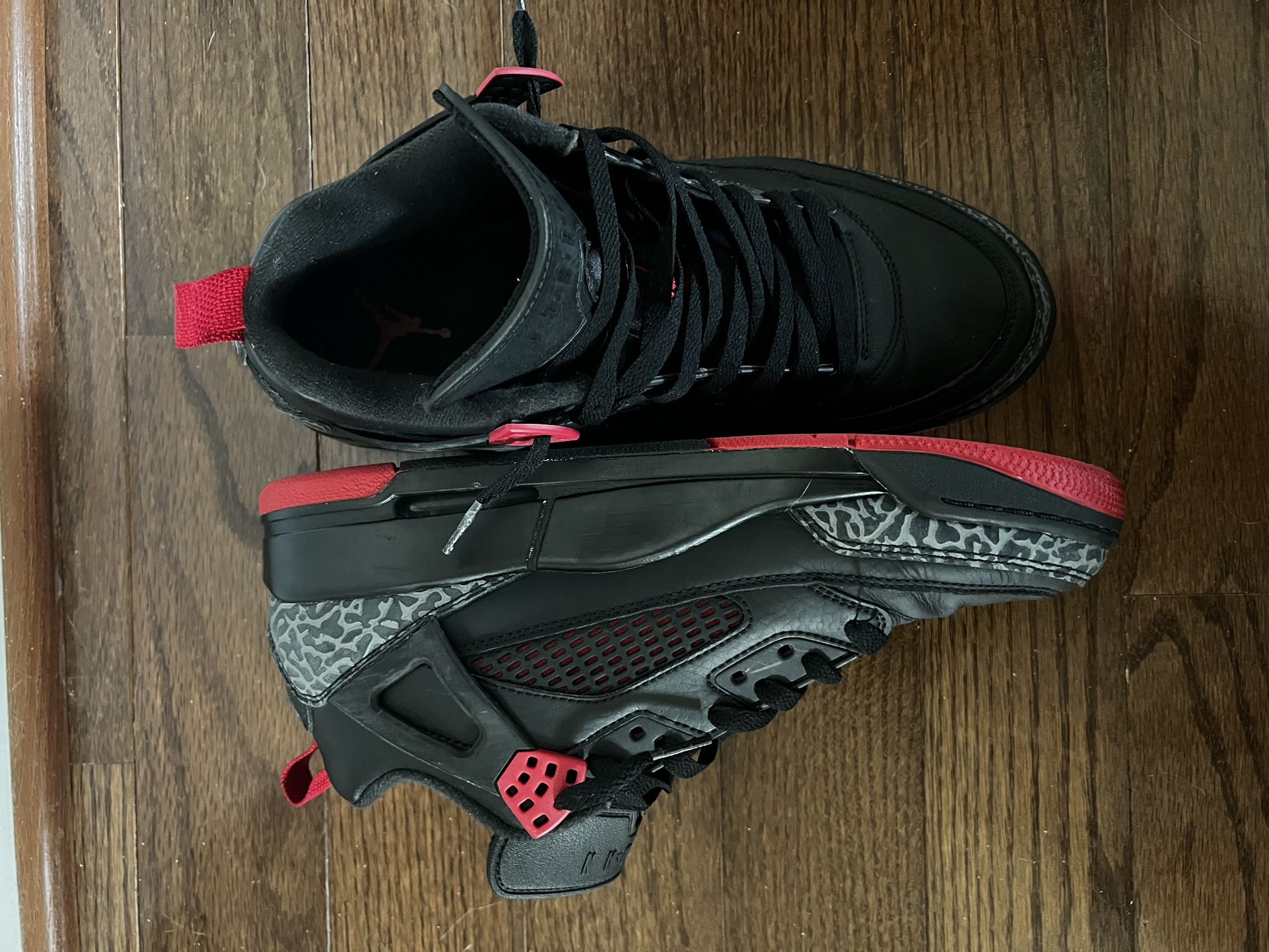 Jordan Air Jordan Spizike Low "Bred" Sneakers