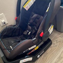 Infant car seats 