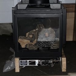 30”  Vented Gas Fireplace Insert Regency - Brand New , Never Been Installed. Comes W Everything U Need*** 