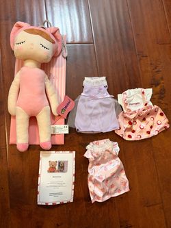 New MeToo 13” Super Soft Plush Bunny Rabbit Doll 3 Outfits Gift Bag