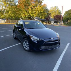 2017 Toyota Yaris iA