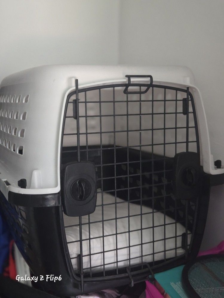 Large Animal Crate 3 Available