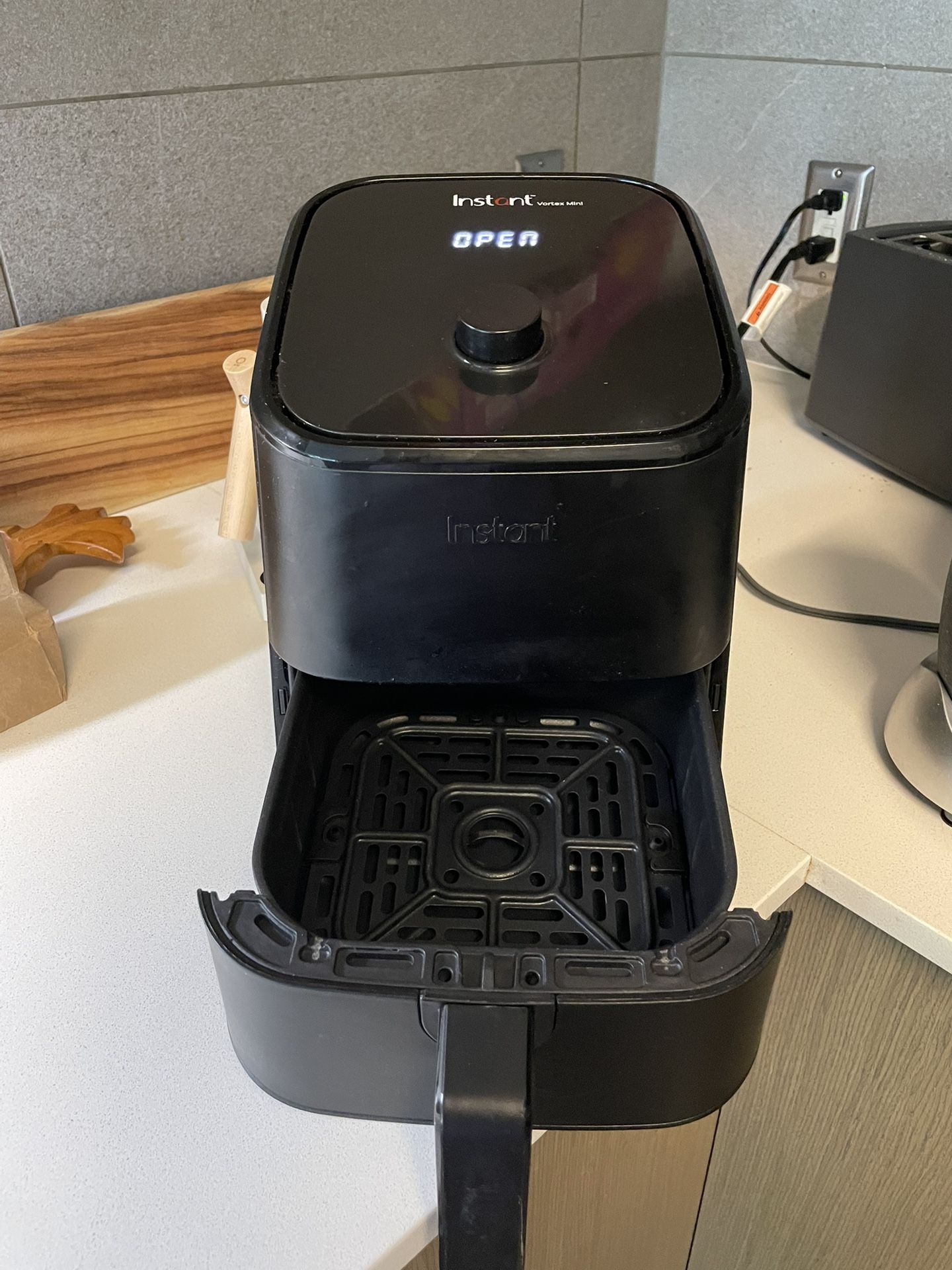 Instant Pot Vortex Mini Airfryer