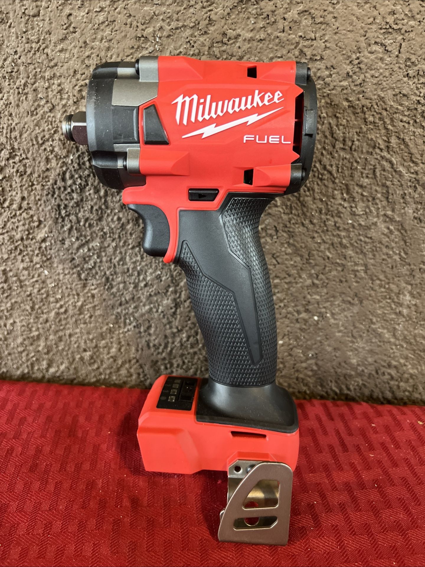 Milwaukee M18 1/2" Compact Impact Wrench W/ Friction Ring 2855-20