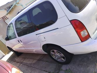 2000 Nissan Quest Van