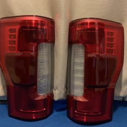 2019 Ford F-150 king Ranch  super duty  Tail light