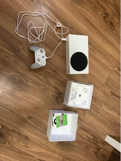 Xbox series S and game sir g7 pro