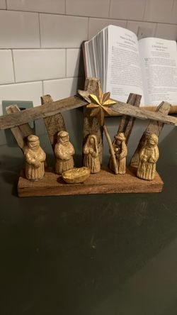 Wooden manger- World market