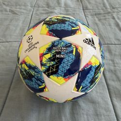 Adidas Champions League Mini Match Ball 