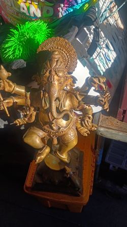 Brass Dancing Ganesha Statue — 8-Arm Hindu Elephant God