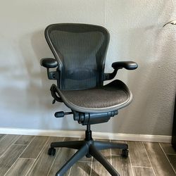 Herman Miller Office Chair Size B
