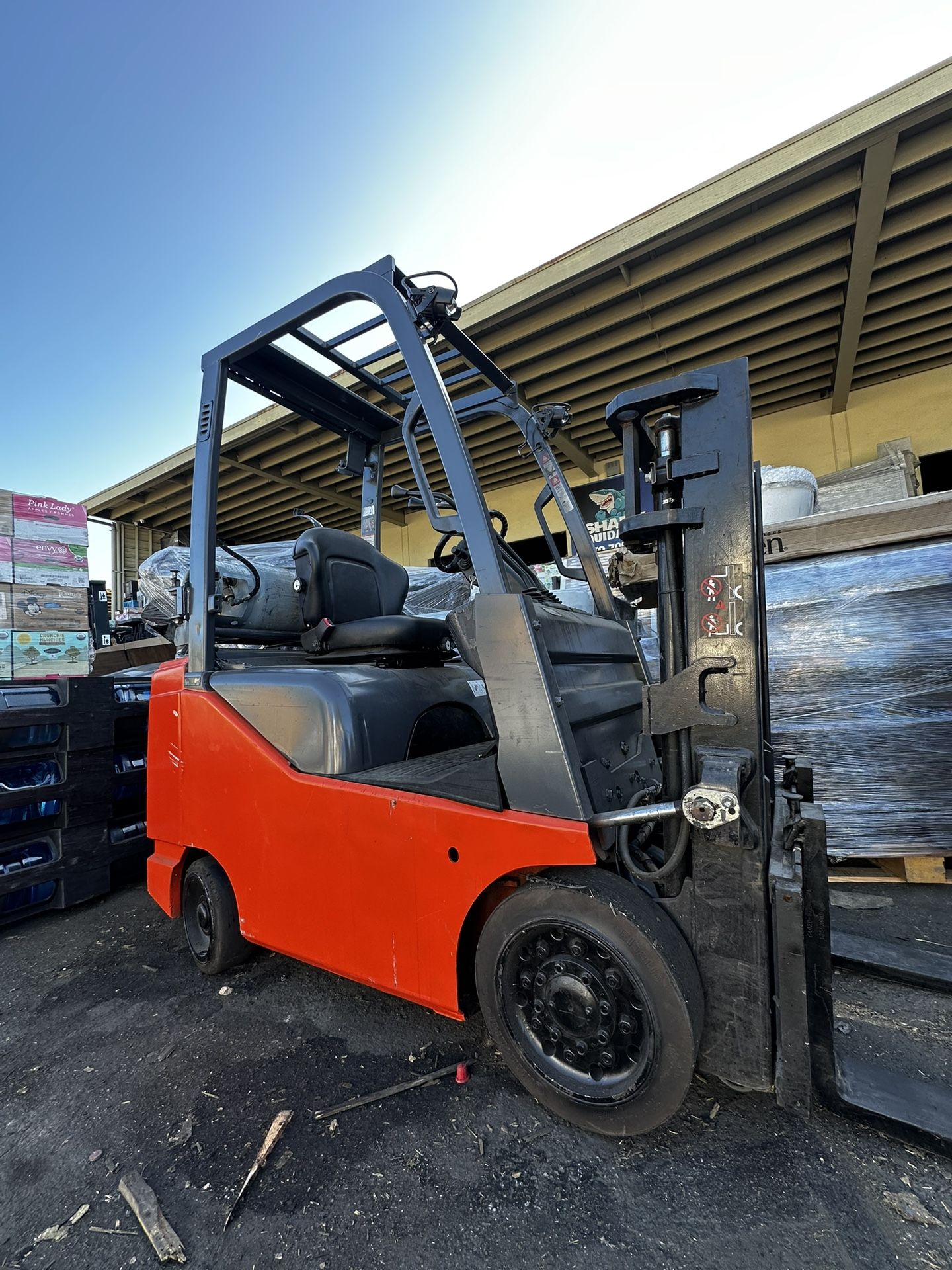 Toyota Forklift Model 7. 3300 Lbs Capacity
