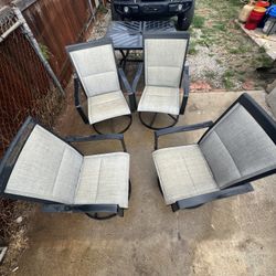5 Pc Chairs And Table. Outdoor. Metal 