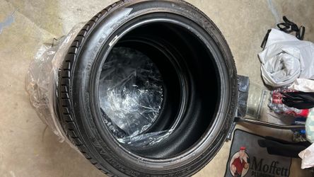 Dunlop 235/45 R 18