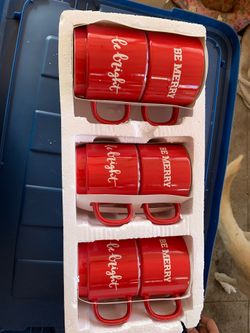 Christmas cups