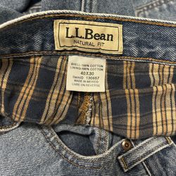 L.L. Bean Natural Fit: Flannel Lined Jeans, Size 40X30 (measures 39X29)