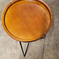PLANT STANDS 