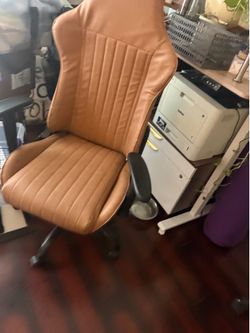 Gaming chair