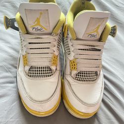 Jordan 4 Vivid Sulfur 8 In Women 