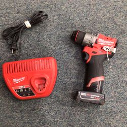 Milwaukee M12 Brushless Fuel Hammer Drill With 4.0 Battery & Charger 💵  💳  💵  Cash and Card Accepted