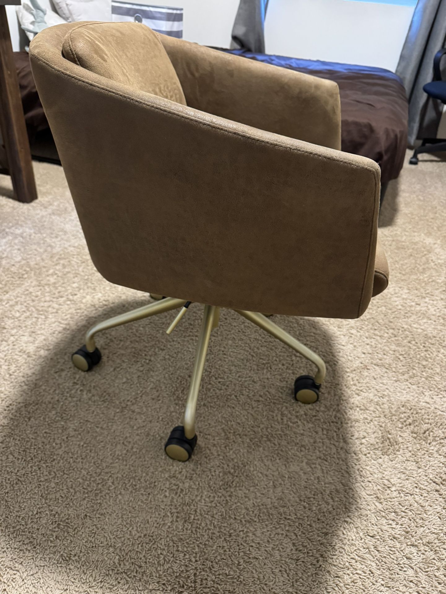 Modern Style Office Chair