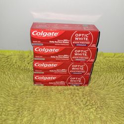 4 Colgate Optic White Stain Fighter With Baking Soda 4.2oz Clean Mint Paste