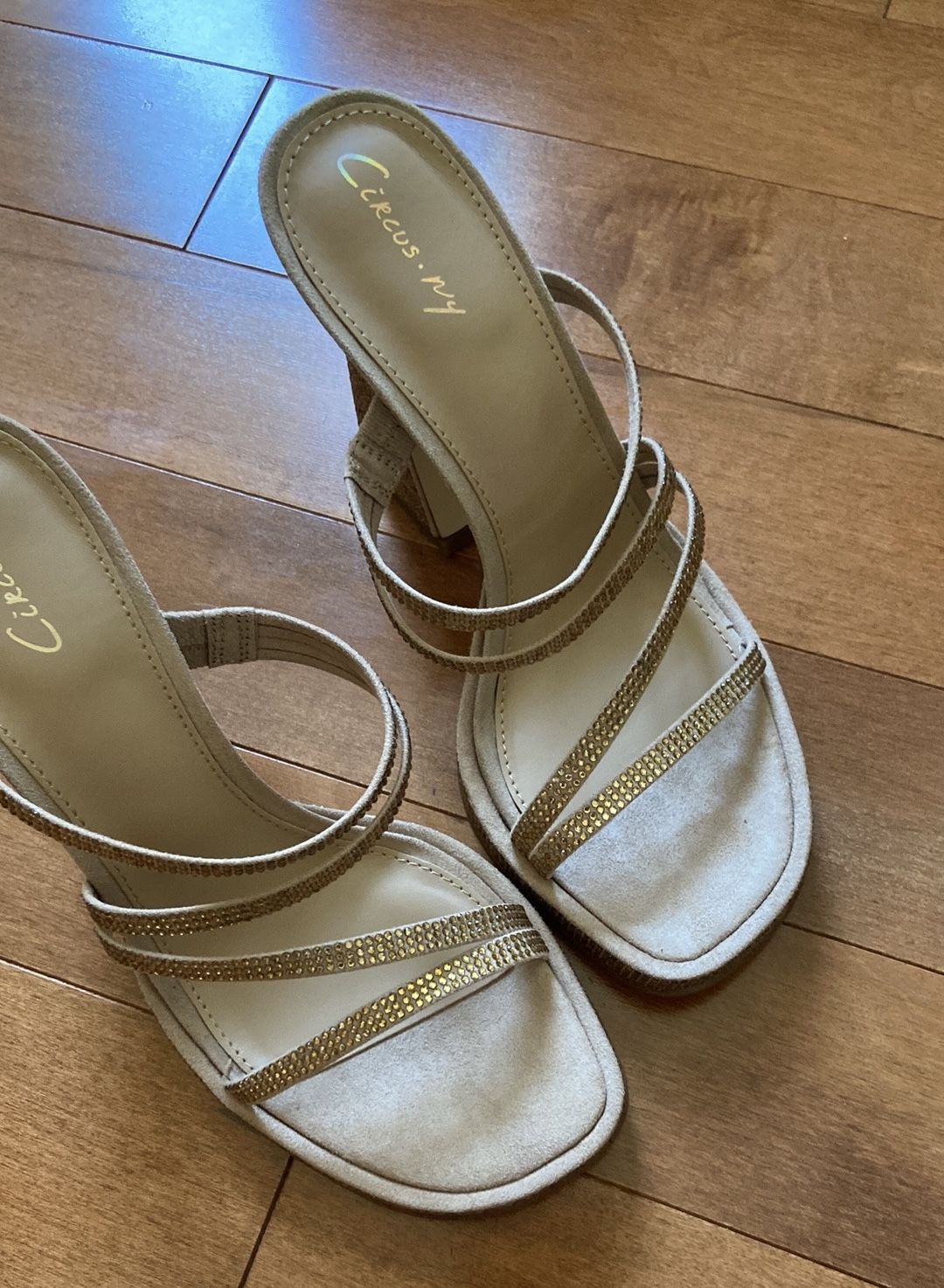 Circus by Sam Edelman sparkly mule. 7