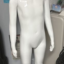 Child mannequin