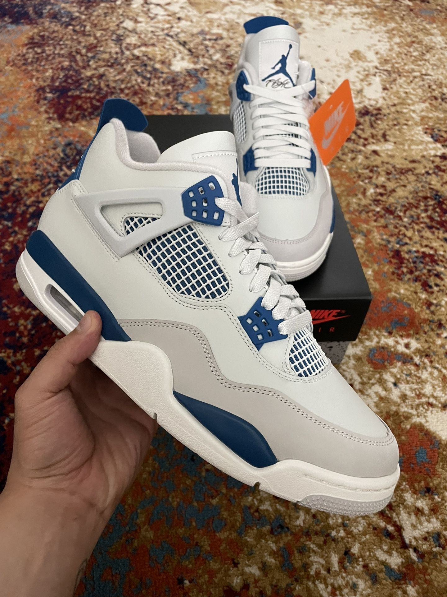 Jordan Retro 4 Military Blue