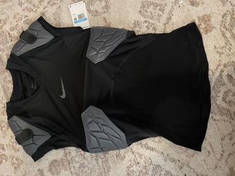 NIKE PRO HYPERSTRONG 4 Pad Men Football Top Black