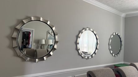 SET OF 3 ROUND SILVER WALL MIRRORS - Designer Decor!