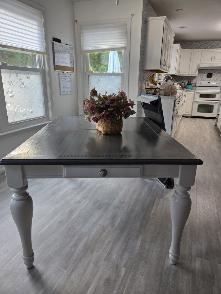 American Standard Heavy Dining Or Kitchen Table