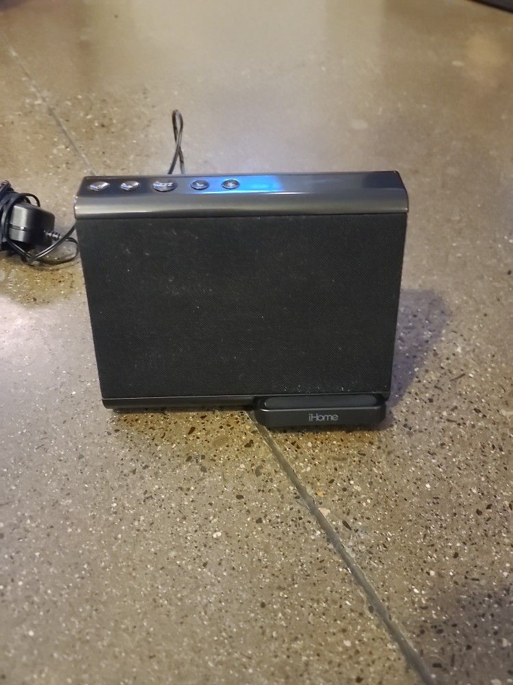 iHome Wireless Fast Qi Dual Charging Bluetooth Dual Alarm Clock Speakerphone, USB Charging Port Universal 100-240V Voltage,