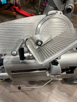 Hobart automatic slicer