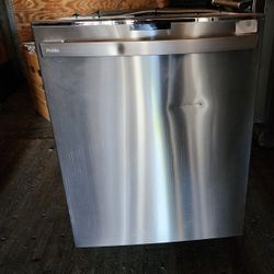 Lavaplatos (Dishwasher)