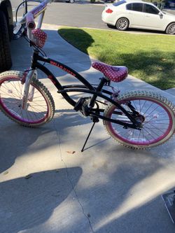 Hello Kitty Bike
