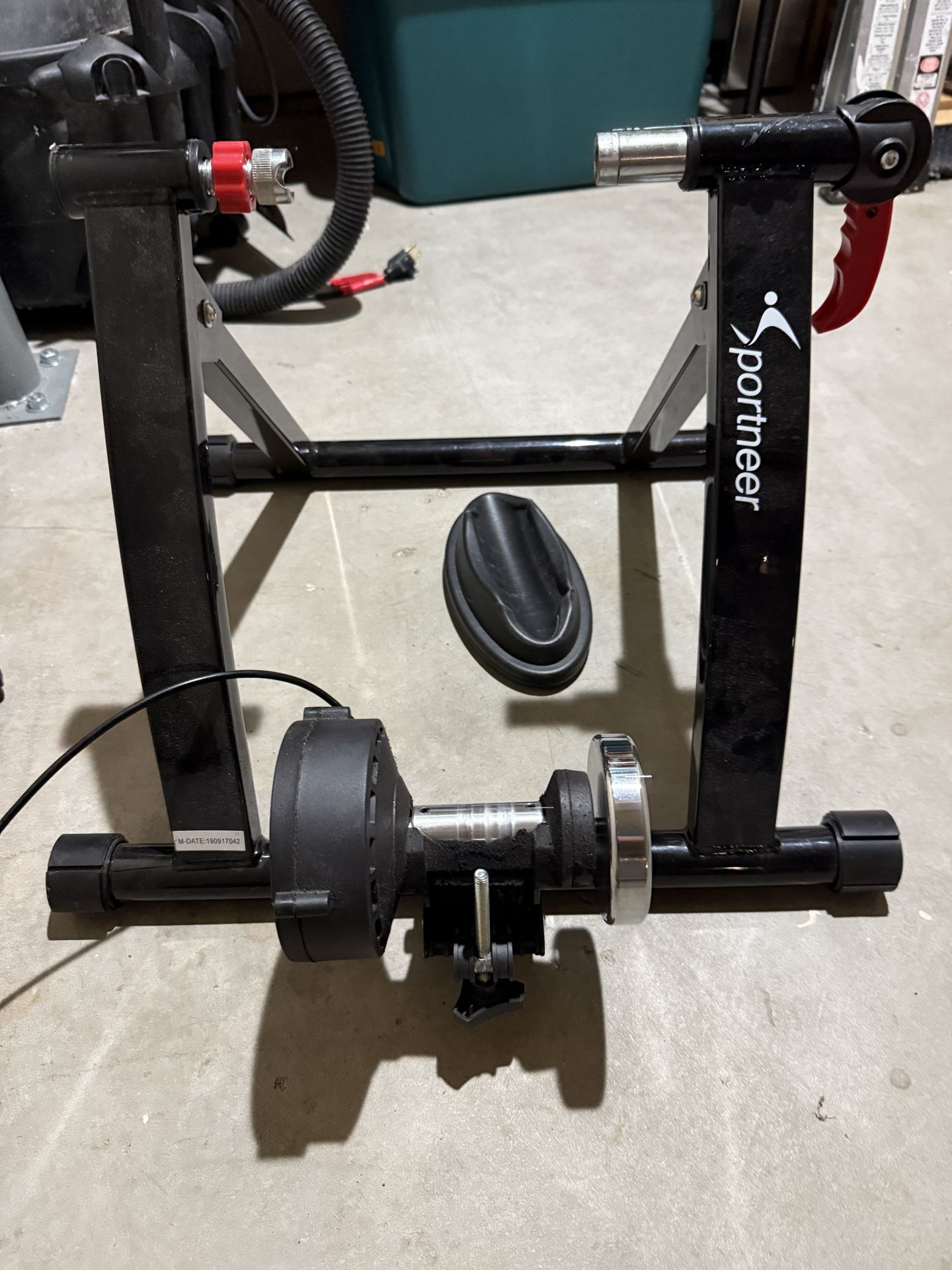 Sportneer Bike Trainer - Fluid Stationary Bike Stand