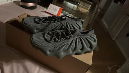 YEZZY SNEAKERS 450
